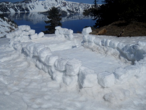 Snow structure at Sun Notch