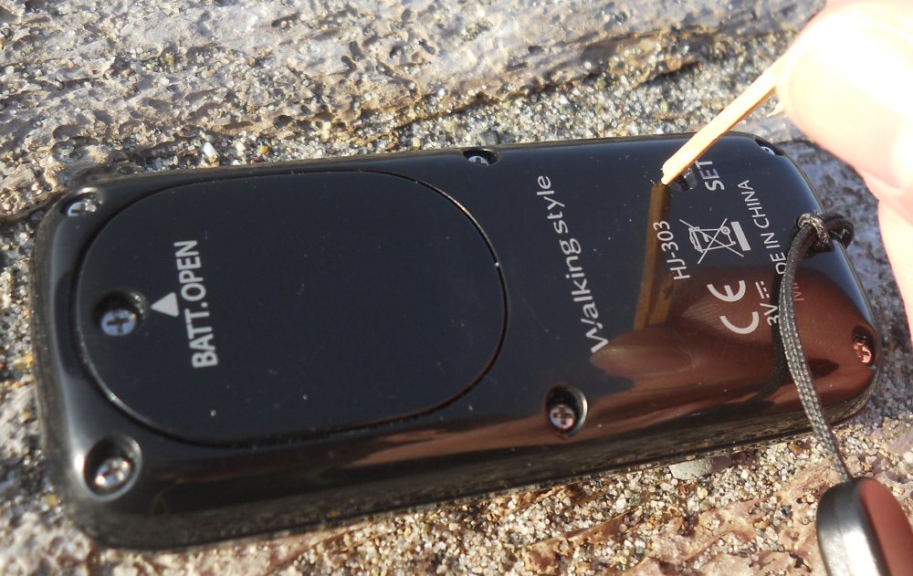 How to Configure Your Omron HJ303 Pedometer