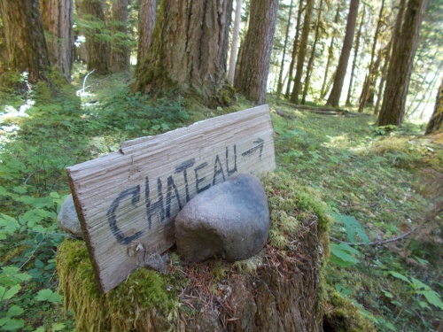 A chateau...?