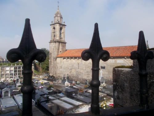 Pontecesures Church