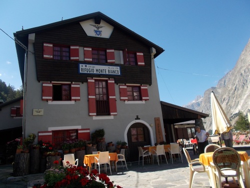 Refuge Monte Bianco